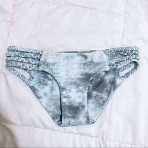 Tori Praver tie dye bikini bottom M
